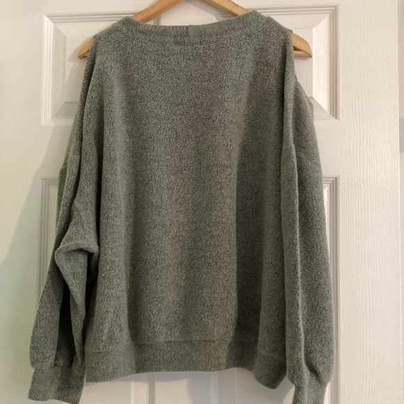 LNA‎ Embla Sherpa Sweatshirt in Elm Green XS - Picture 7 of 10